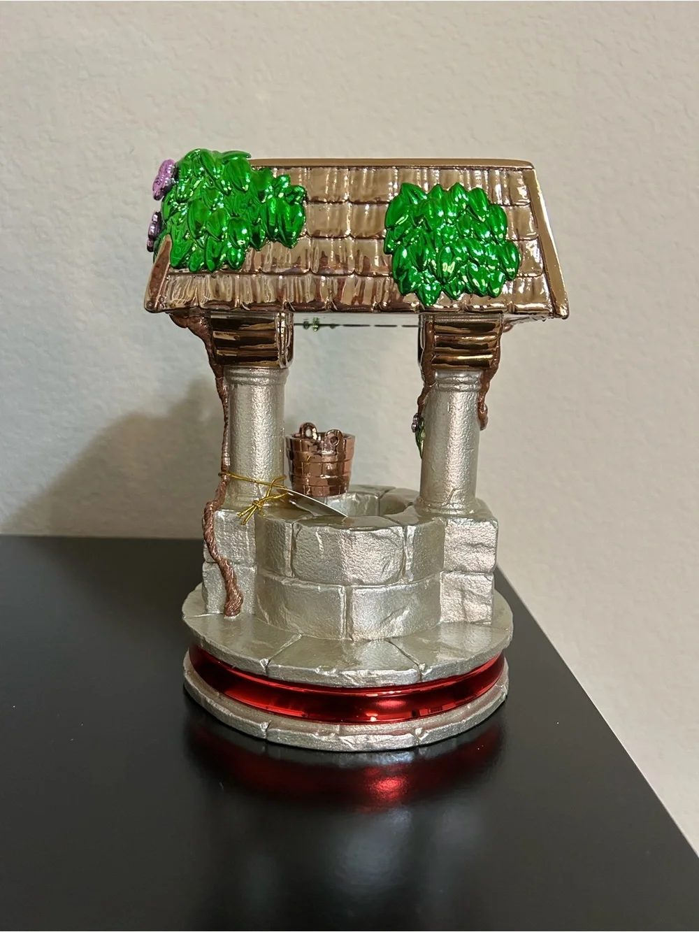 Bath & Body Works x Disney Snow White Wishing Well 3-Wick Candle Holder